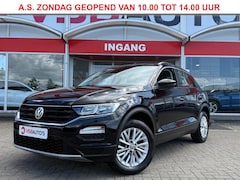 Volkswagen T-Roc - 1.0 TSI 115PK LED CARPLAY NAVI TREKHAAK ECC-AIRCO LMV PDC