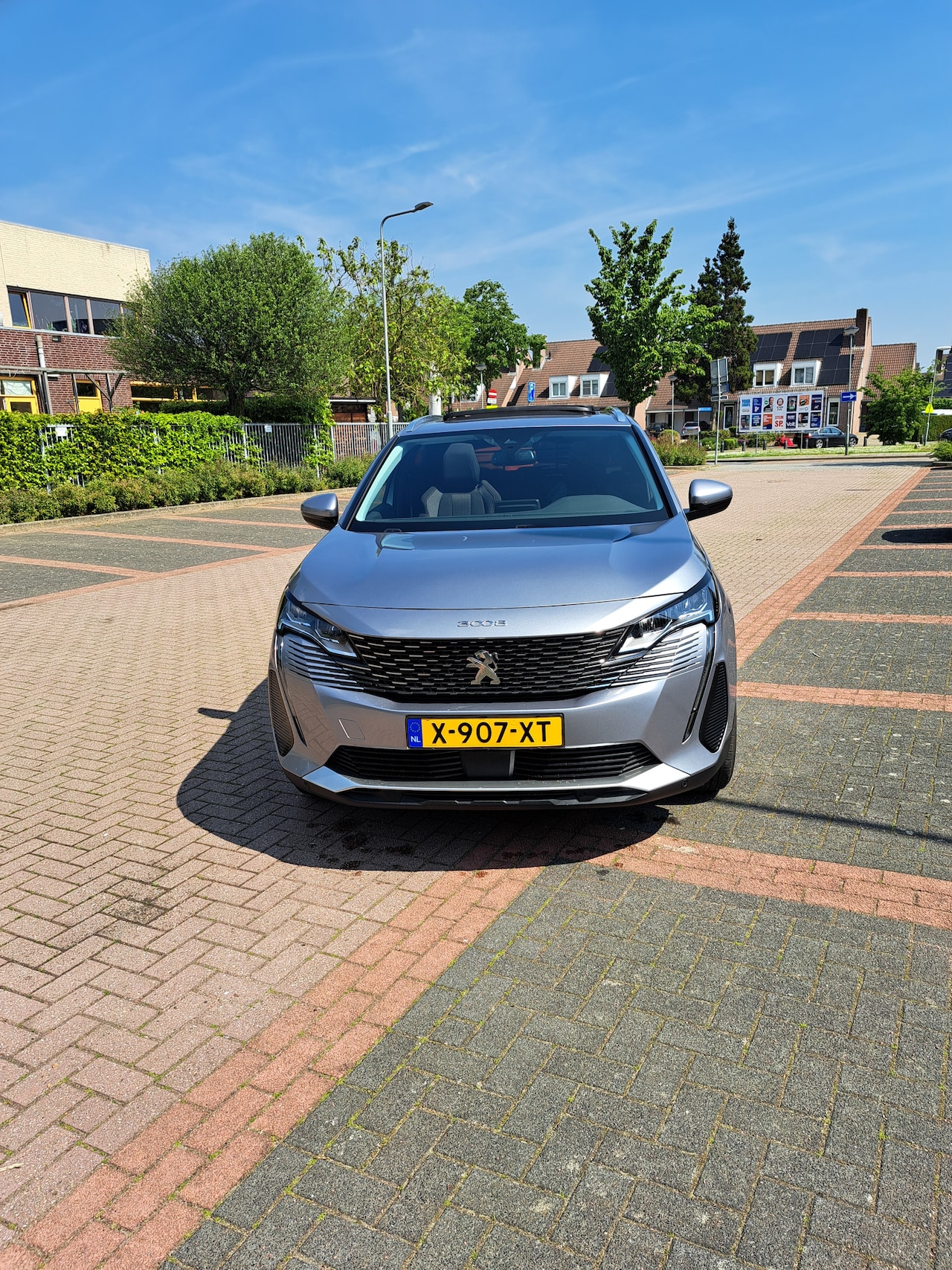 Peugeot 3008 - 1.2 PureTech Allure - AutoWereld.nl