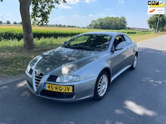 Alfa Romeo GT - 2.0 JTS Distinctive CLIMA/CRUISE/LEDER/NAP