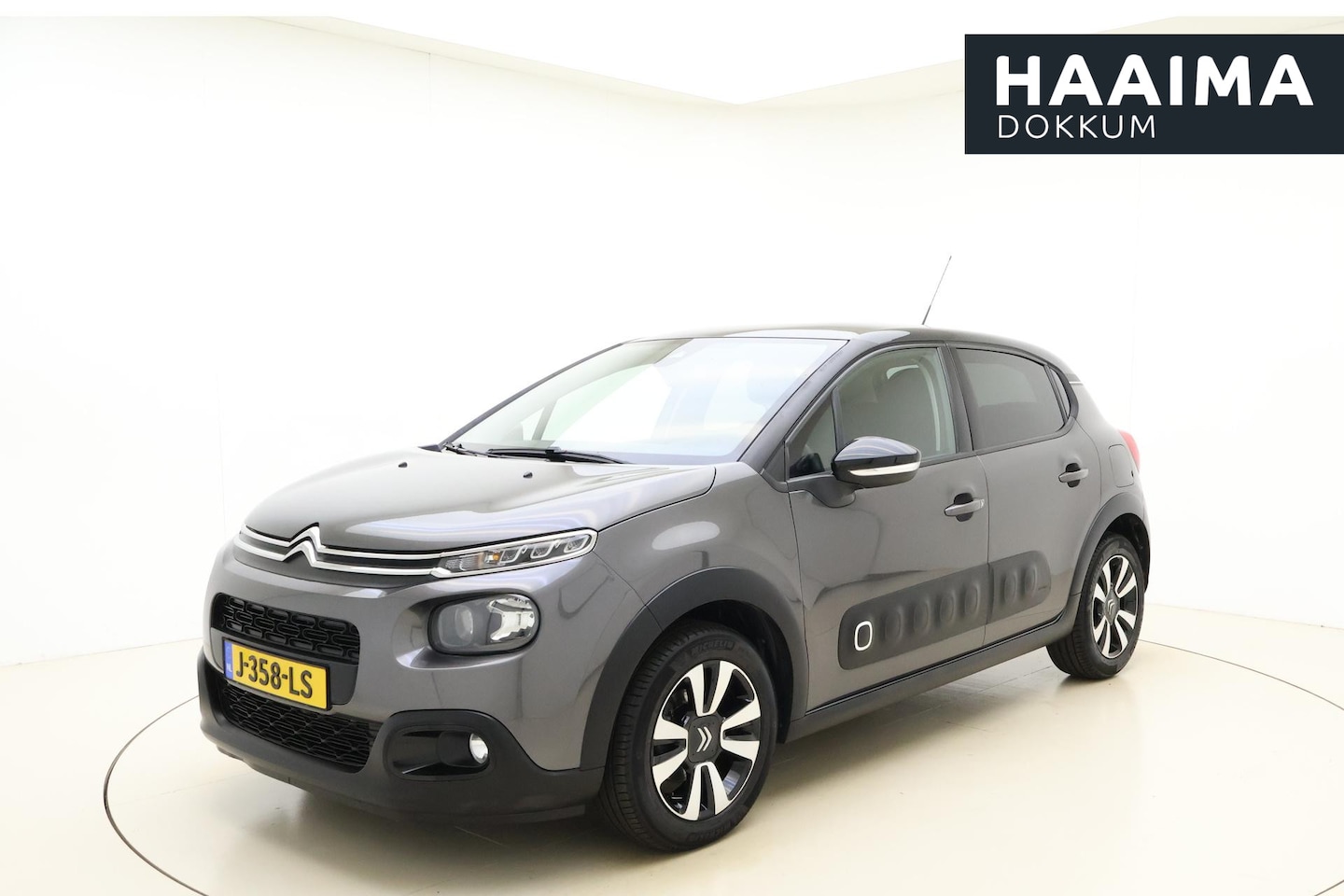 Citroën C3 - 1.2 PureTech S&S Shine | Navigatie | Camera | Climate control | Cruise control | Extra get - AutoWereld.nl