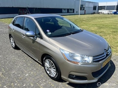 Citroën C4 - 1.6 VTi Ligne Business / Airco / Cruise / Navi / APK / NAP / PDC / Trekhaak /