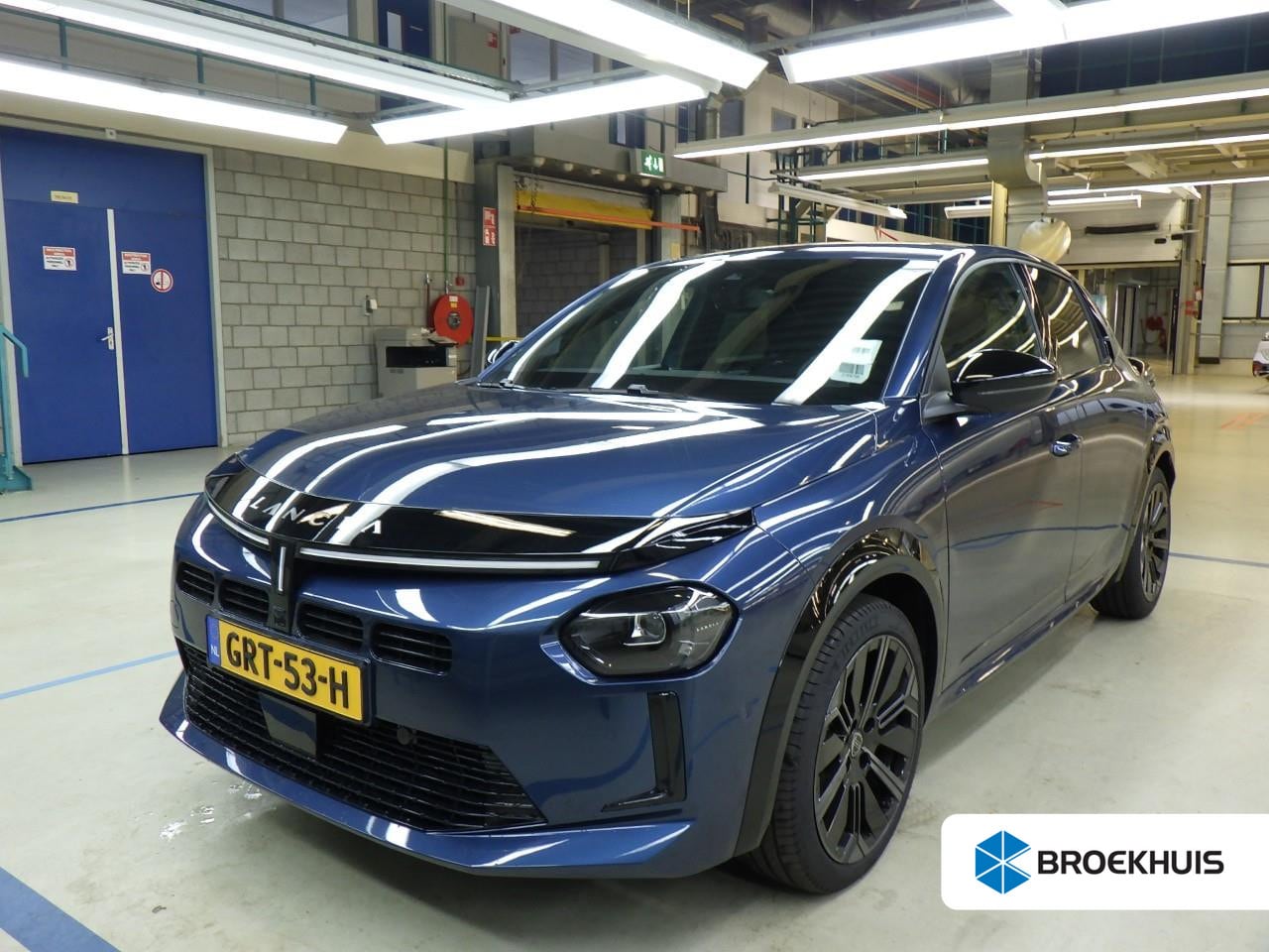 Lancia Y(psilon) - Ypsilon 1.2 Turbo Hybrid Edizione Cassina Limitata | Achteruitrijcamera | Camera voor | Cr - AutoWereld.nl