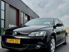 Volkswagen Jetta - 1.4 TSI Hybrid Highline