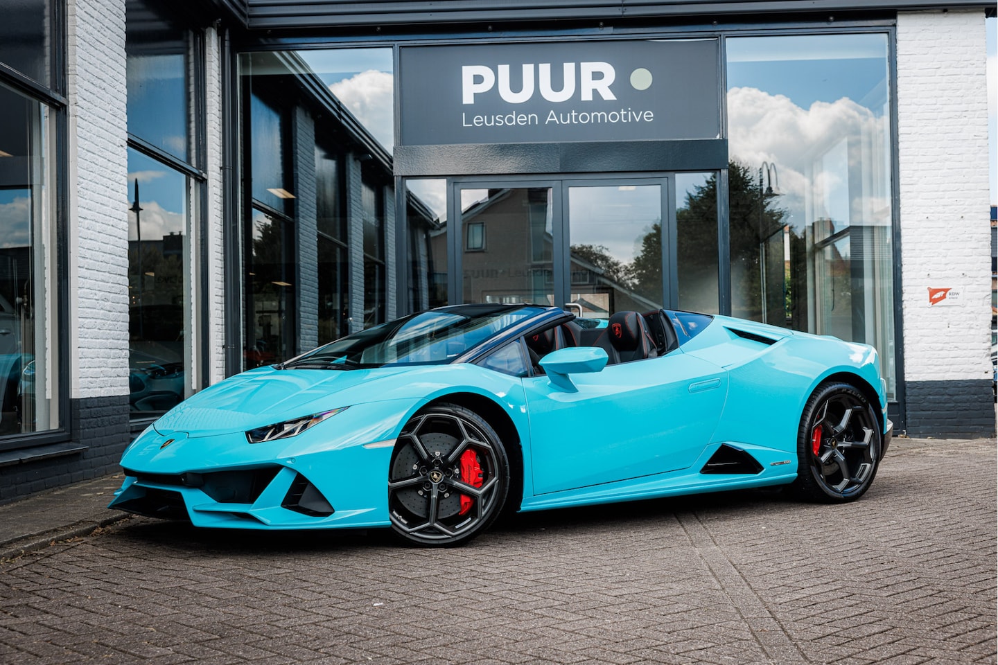 Lamborghini Huracán Evo Spyder - 5.2 V10 Blu Gauco Ad Personam - Q-Cintura - AutoWereld.nl