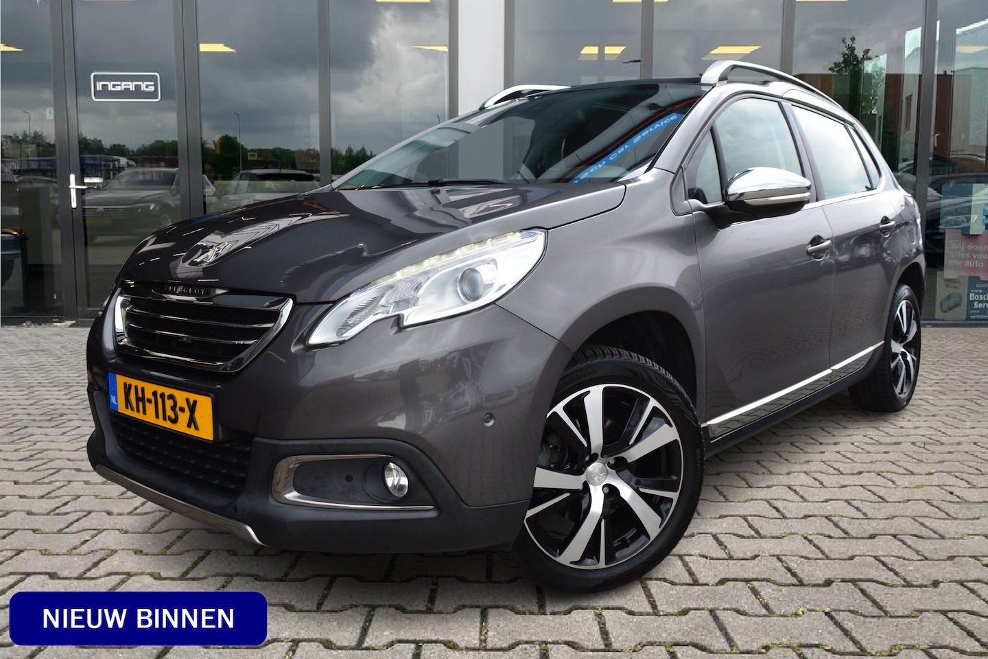 Peugeot 2008 - 1.2 PureTech Féline | Pano | JBL Audio | Trekhaak | - AutoWereld.nl