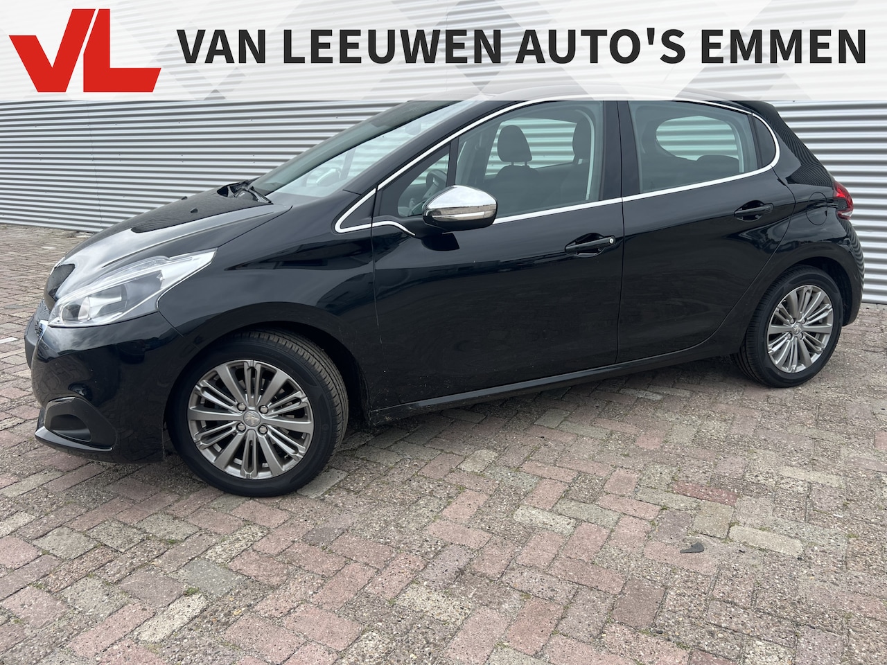 Peugeot 208 - 1.2 PureTech Allure | Nieuw Binnen! | Clima | Cruise | APK 26-04-2026 - AutoWereld.nl