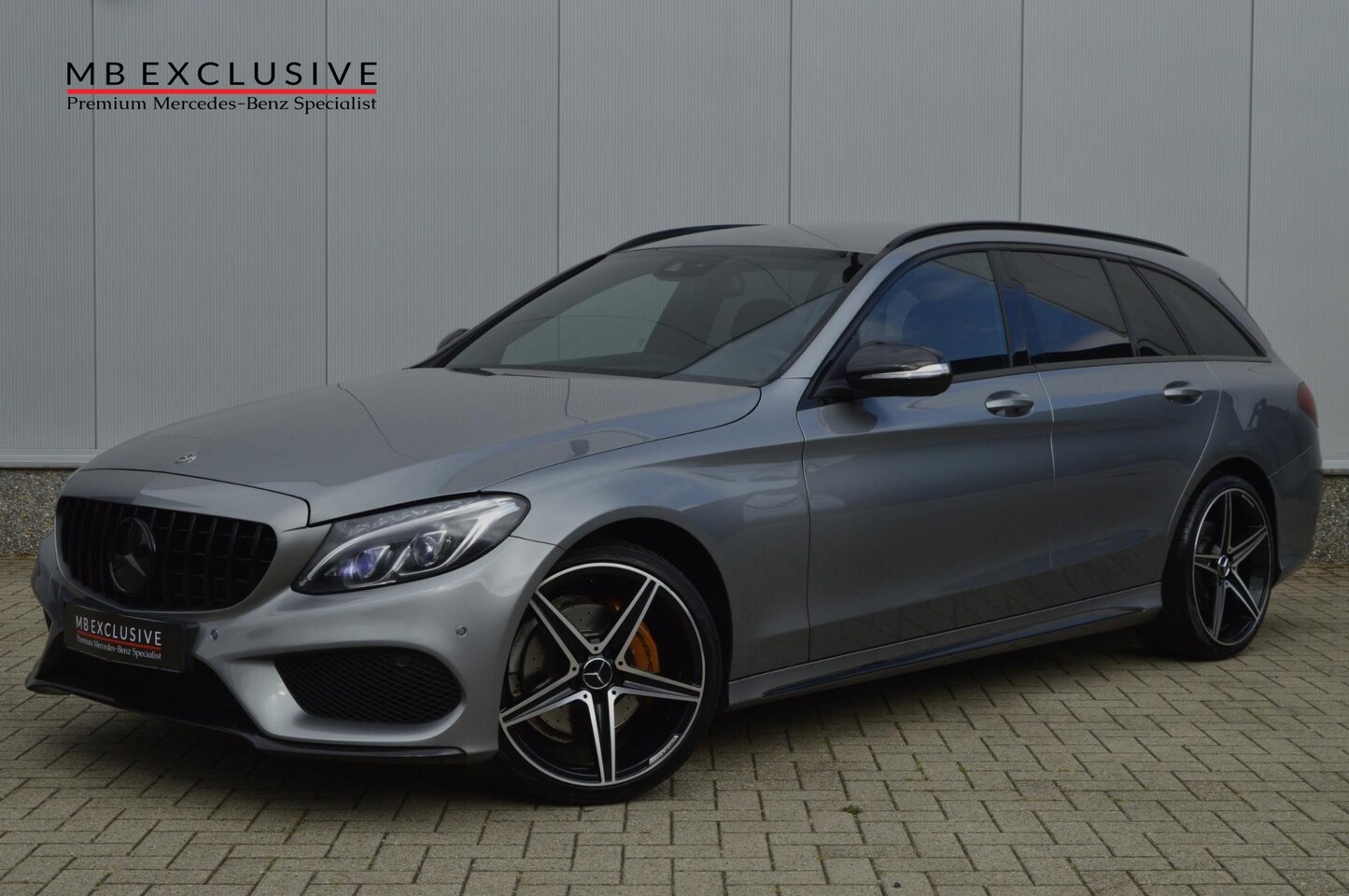 Mercedes-Benz C-klasse Estate - 180 AMG C63s Night Edition1 H6 2014 - AutoWereld.nl