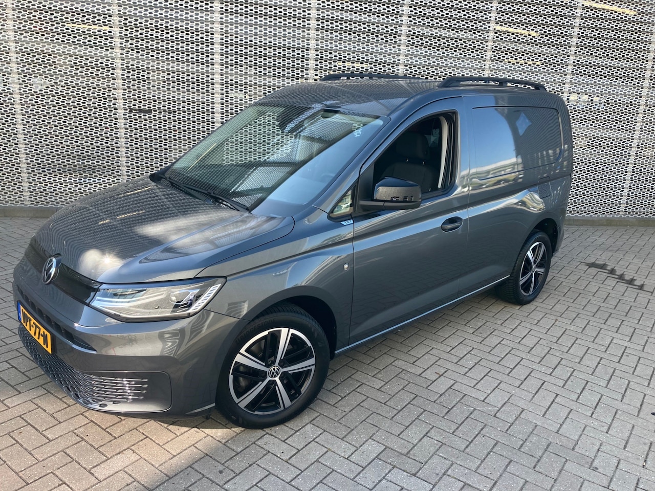 Volkswagen Caddy Cargo - 1st Edition 2.0 TDI 122 PK DSG - AutoWereld.nl