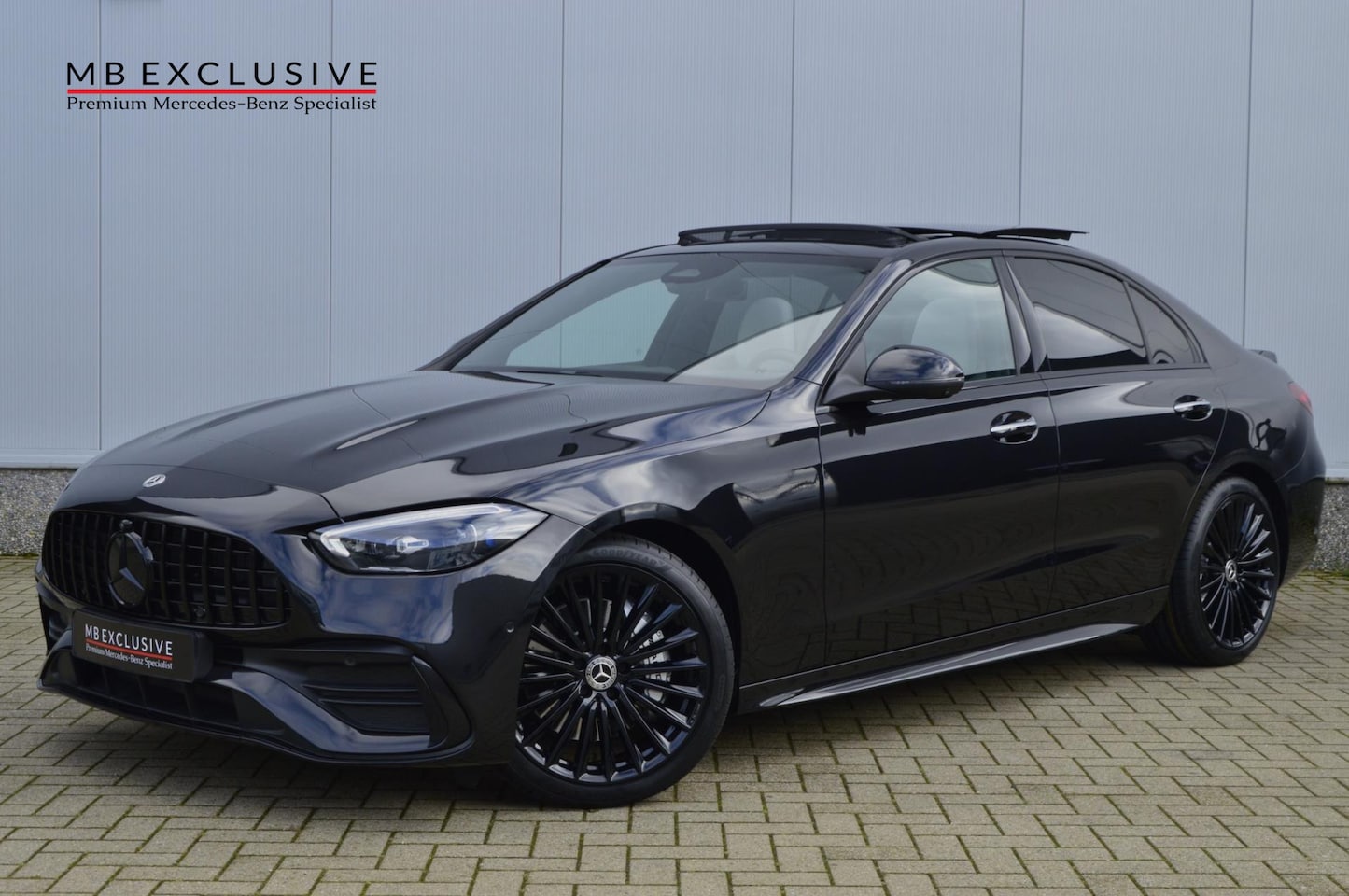 Mercedes-Benz C-klasse - 220d AMG C63 Night Edition AUT9 2023 - AutoWereld.nl