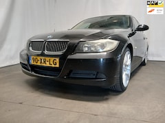 BMW 3-serie - 318i Business Line - Airco - Schade