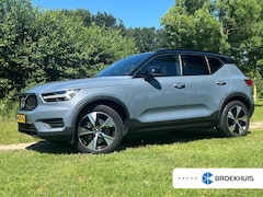 Volvo XC40 - 1.5 T5 Recharge R-Design | Panoramadak | Pilot Assist | Trekhaak | Camera |