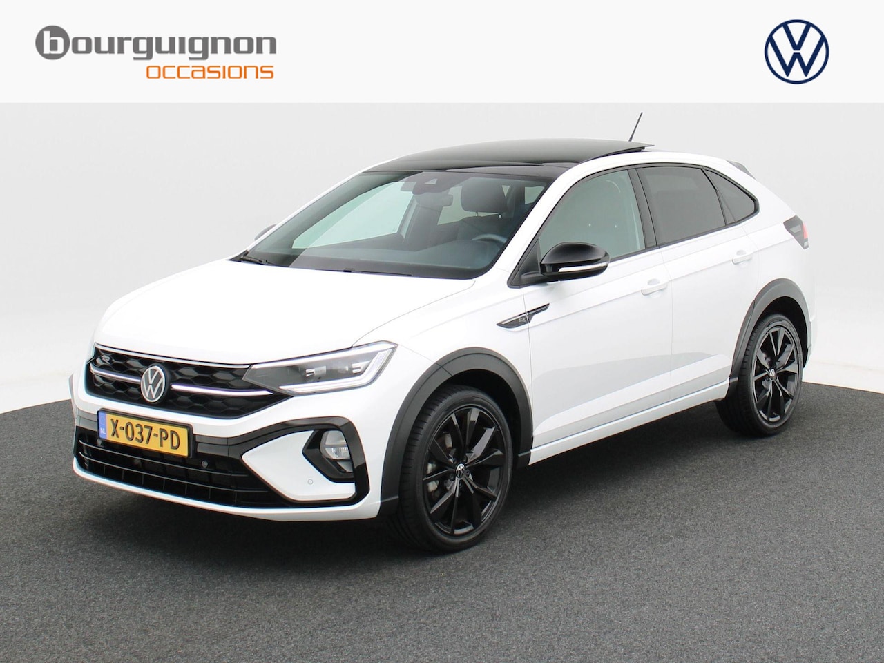 Volkswagen Taigo - 1.5 TSi 150 Pk Automaat R-Line | Panorama Dak | Camera | Adaptive Cruise | Full LED | Carp - AutoWereld.nl