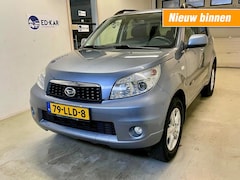 Daihatsu Terios - 1.5-16v Expedition 2WD 2DE EIG CLIMA NAP APK