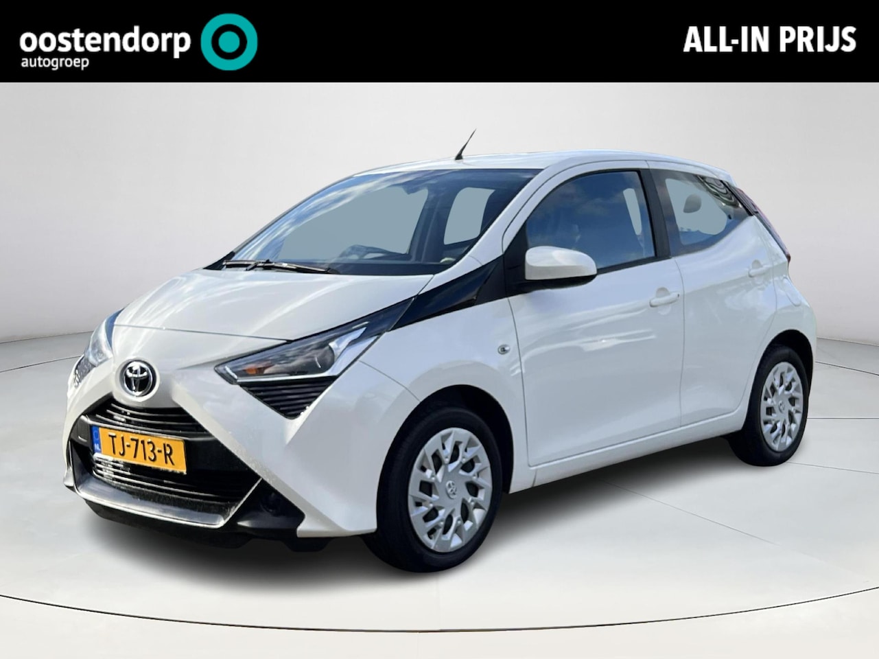 Toyota Aygo - 1.0 VVT-i x-play **APPLE CARPLAY/ PARKEERCAMERA/ 36 MAANDEN GARANTIE** - AutoWereld.nl