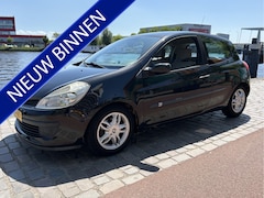 Renault Clio - 1.2-16V Team Spirit Airco LMV APK