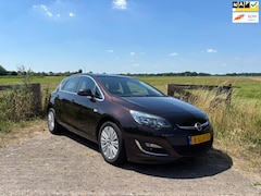 Opel Astra - 1.4 Turbo Design Edition