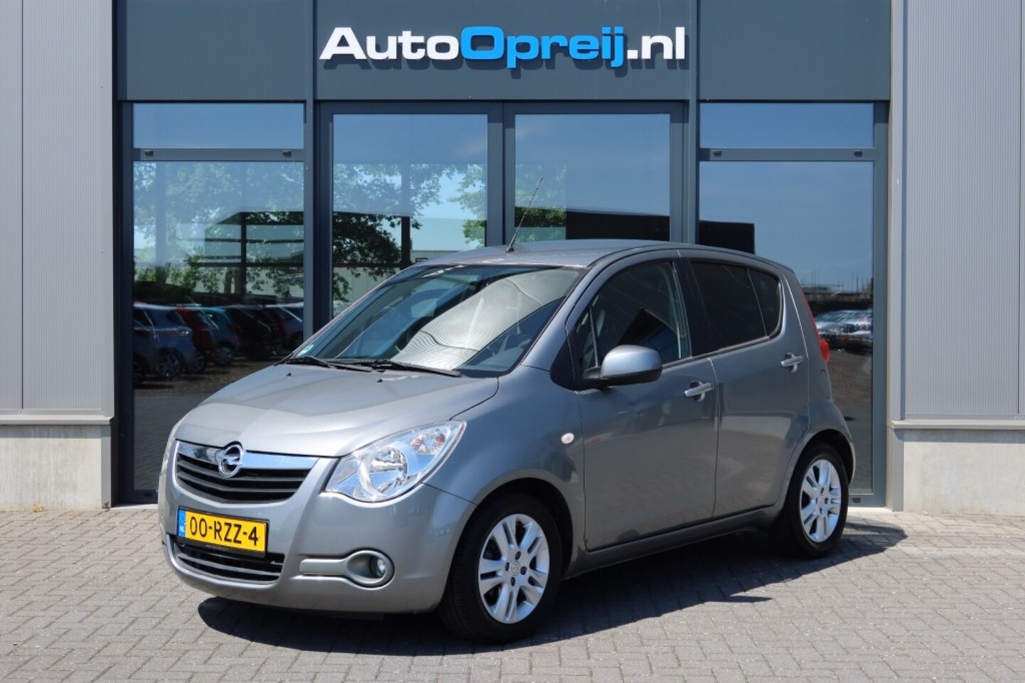 Opel Agila - 1.0 Edition Airco, Trekhaak, PDC achter, 66.000km NAP - AutoWereld.nl