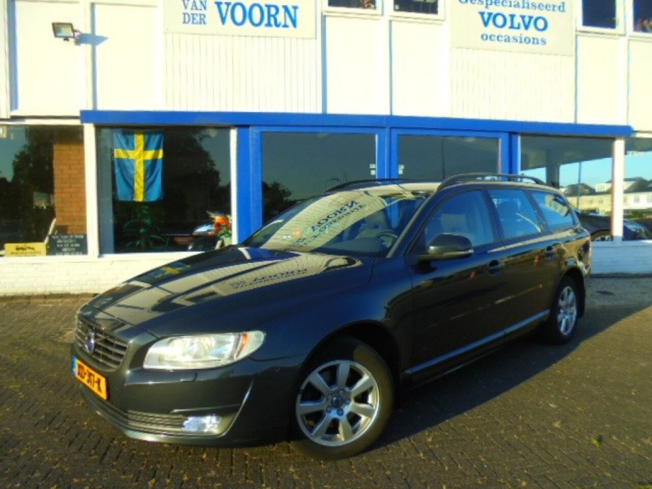 Volvo V70 - 2.0 D3 .AUT,TREKH,NAVI,AFST, CRUISE,LANE DEPART,STANDKACHEL!! LEES TEKST!! - AutoWereld.nl