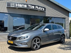 Volvo V60 - 1.5 T3 Automaat R-Design / 19"/ Trekhaak / Winterpakket