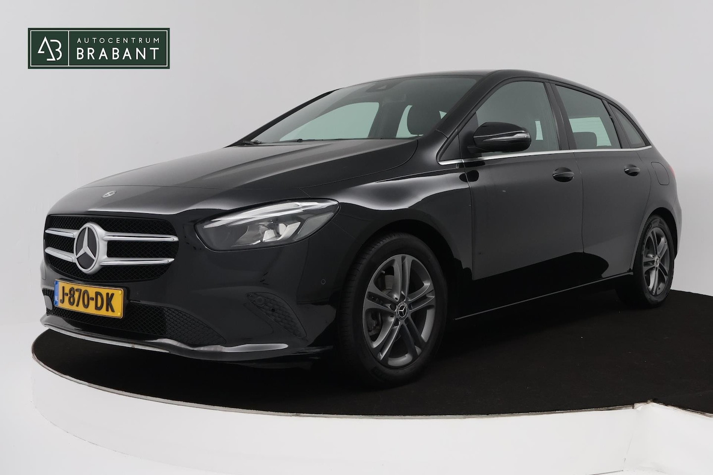 Mercedes-Benz B-klasse - 160 Advantage (NAVIGATIE, ACHTERUITRIJCAMERA, PARKEERSENSOREN, CRUISE CONTROL, NL-AUTO, GO - AutoWereld.nl
