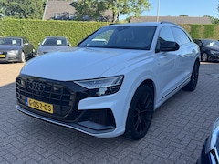 Audi Q8 - 55 TFSI quattro Pro Line Plus / Trekhaak / Panoramadak / 360Camera / Achterasbesturing / S
