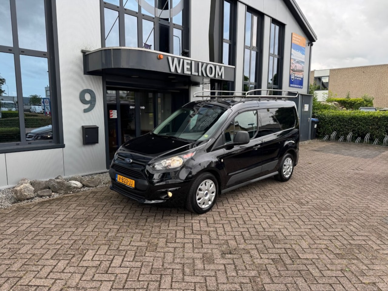 Ford Transit Connect - 1.5 TDCi Airco, Cruisecntrl, Navi, Cruisecntrl, Schuifdeur, 3-pers, Camera, Imperial, - AutoWereld.nl