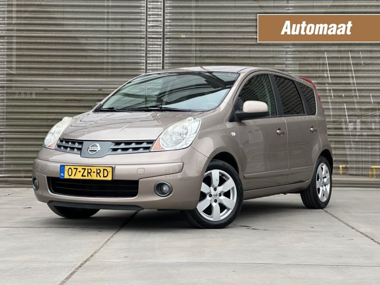 Nissan Note - 1.6 LIFE AIRCO/LM VELGEN !! AUTOMAAT !! - AutoWereld.nl