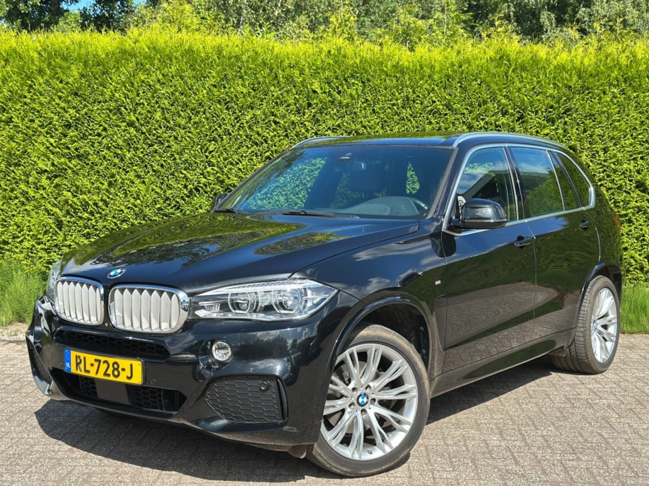 BMW X5 - 40d M-sport High Executive NW prijs € 122.000 - AutoWereld.nl