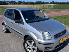 Ford Fusion - 1.6-16V Luxury