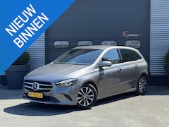 Mercedes-Benz B-klasse - 180d Business Solution | Camera | Lane Assist | Widescreen | Lichtmetalen Velgen | Elektri