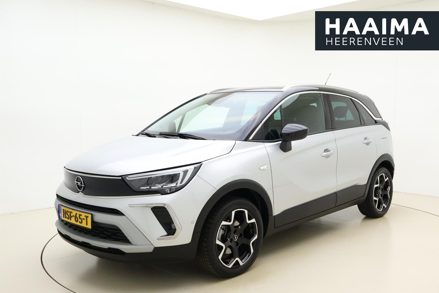 Opel Crossland - 1.2 Turbo Ultimate 110 PK | Climate control | Achteruitrij Camera | Navigatie | Parkpilot - AutoWereld.nl