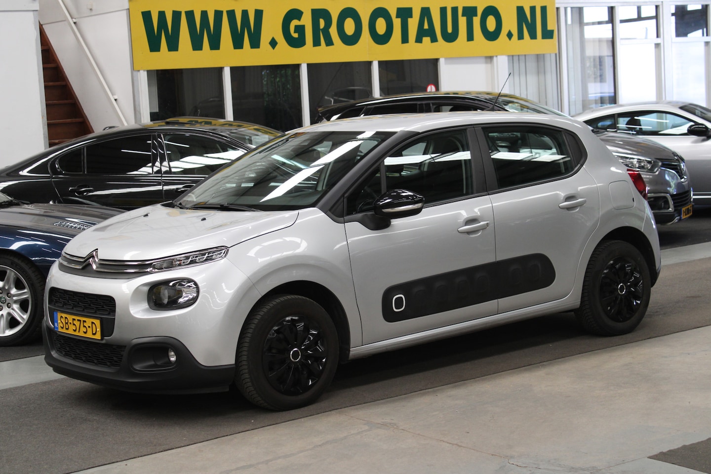 Citroën C3 - 1.2 PureTech Feel 105g 92.063km NAP, Volledig onderhouden - AutoWereld.nl
