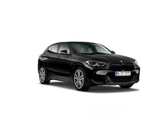 BMW X2 - xDrive25e | M-Sport | Navigatie | Panorama | Leder | Camera | 19"LM | Saphir Zwart