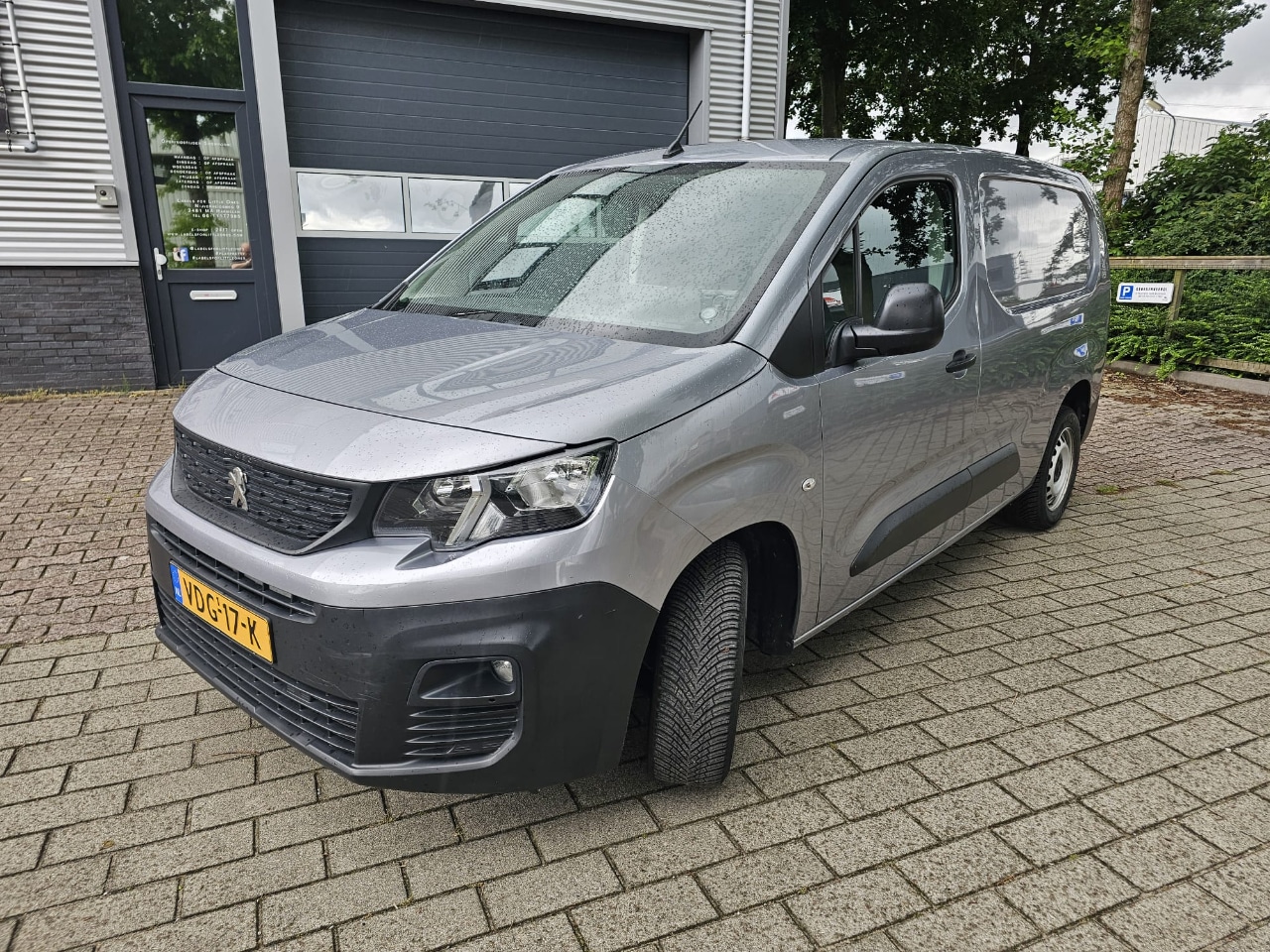 Peugeot Partner - L 1.5 BLUEHDI PREMIUM LONG L2 - AutoWereld.nl
