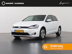 Volkswagen e-Golf - E-DITION | Navigatiesysteem | Cruise Control Adaptief | Dodehoek Detectie | Apple Carplay/