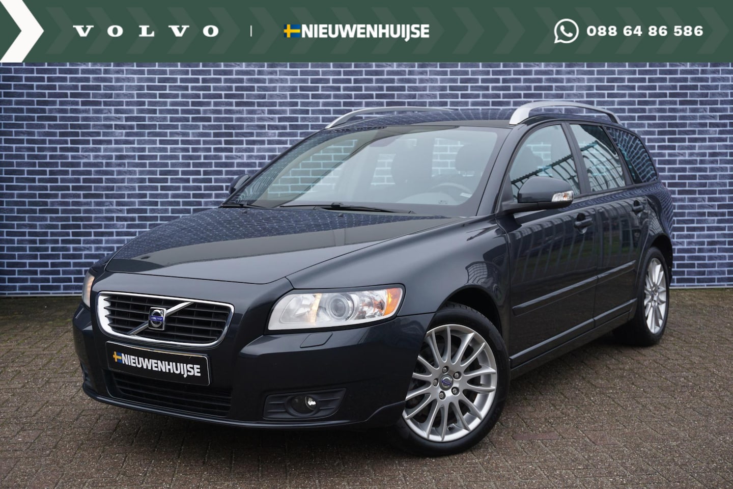 Volvo V50 - 2.4i Edition II |170PK | Trekhaak | Bluetooth | Parkeersensoren | Leder | Cruise Controle - AutoWereld.nl