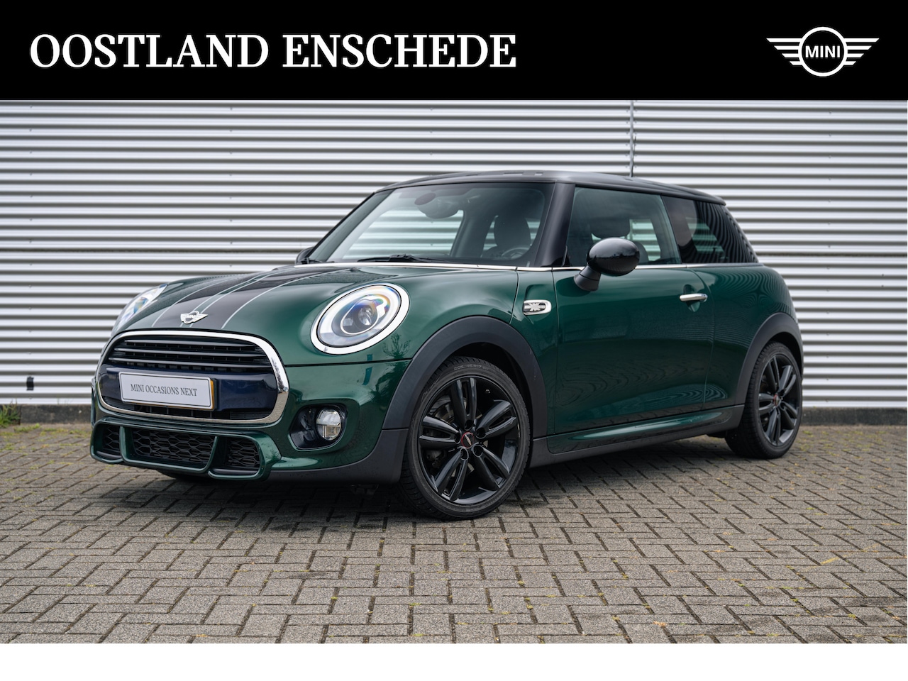MINI John Cooper Works - Hatchback JCW Chili / Sportstoelen / LED / Comfort Access / Navigatie Professional / Cruis - AutoWereld.nl