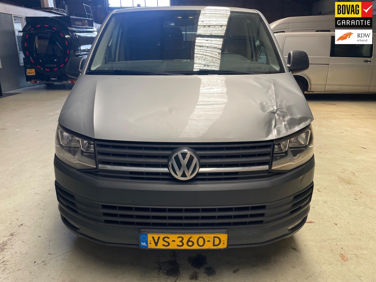 Volkswagen Transporter - 2.0 TDI L2H1 ZILVER 75KW AC NOV’15 - AutoWereld.nl