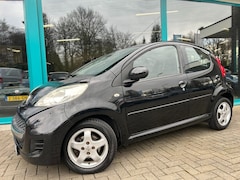 Peugeot 107 - 1.0-12V SPORT EDITION Leder, Airco, LMV