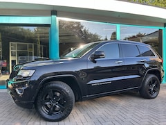 Jeep Grand Cherokee - Grand-cherokee 3.0 CRD 250pk SPORTS Leder, Navi, Camera, Dak, 18Inch, TrHaak, Van, Grijske