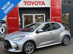 Toyota Yaris - 1.5 Hybrid 130 Executive NIEUW DIRECT LEVERBAAR BLIND SPOT KEYLESS STOEL/STUURVERW 17"LICH