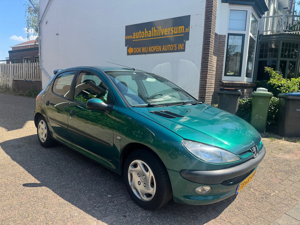 Peugeot 206 - 1.4 Gentry 1.4 Gentry - AutoWereld.nl
