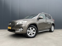 Toyota RAV4 - 2.0 VVTi 160 PK AUTOMAAT 4X4 Executive CAMERA HALF LEER NAVI CRUISE ECC 4WD TREKHAAK