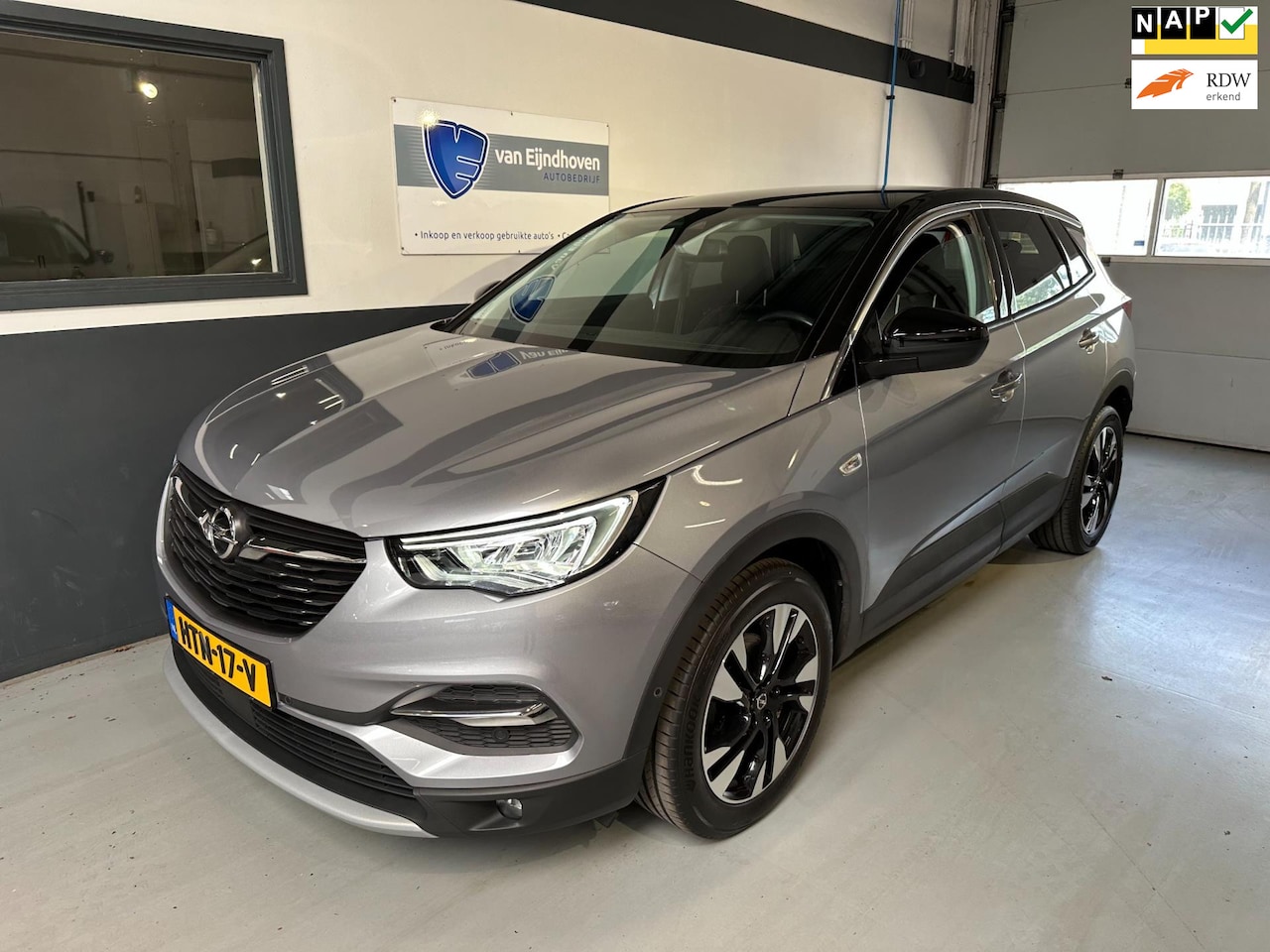 Opel Grandland X - 1.2 Turbo Innovation Navi|Cam|Carplay - AutoWereld.nl