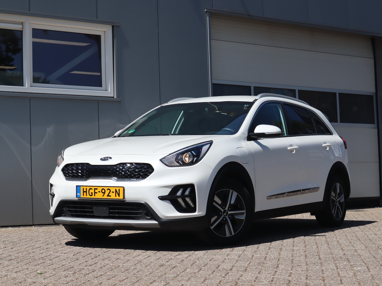 Kia Niro - 1.6 GDi PHEV DynamicPlusLine / Dealeronderhouden / Adaptive Cruise - AutoWereld.nl