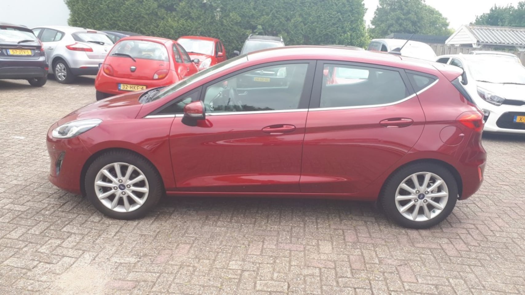 Ford Fiesta - 1.0 Ecoboost Titanium CLIMA/CRUISE/RADIO DAB/NAVI/PDC+CAMERA/LMV/ENZ