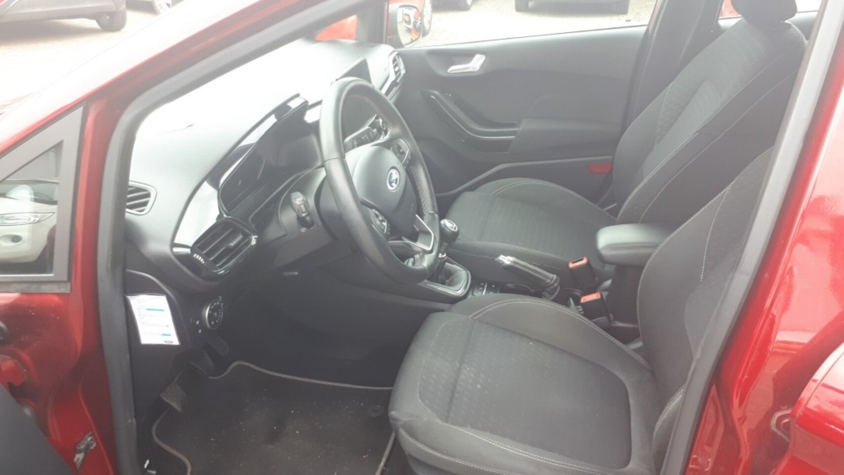 Ford Fiesta - 1.0 Ecoboost Titanium CLIMA/CRUISE/RADIO DAB/NAVI/PDC+CAMERA/LMV/ENZ