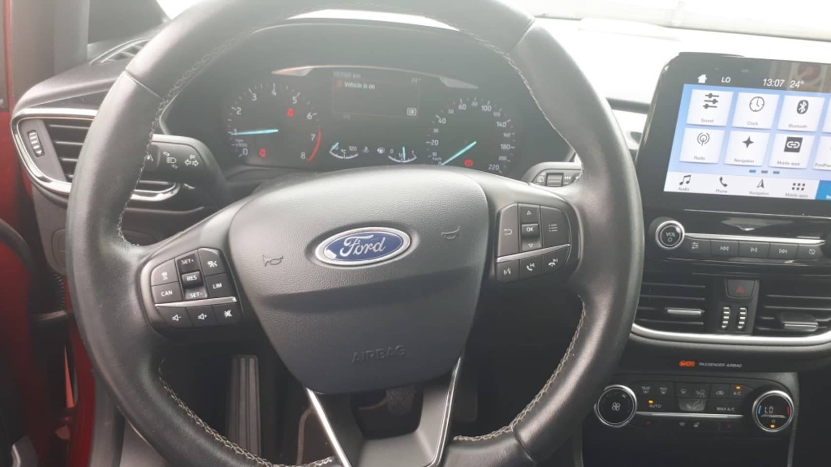 Ford Fiesta - 1.0 Ecoboost Titanium CLIMA/CRUISE/RADIO DAB/NAVI/PDC+CAMERA/LMV/ENZ
