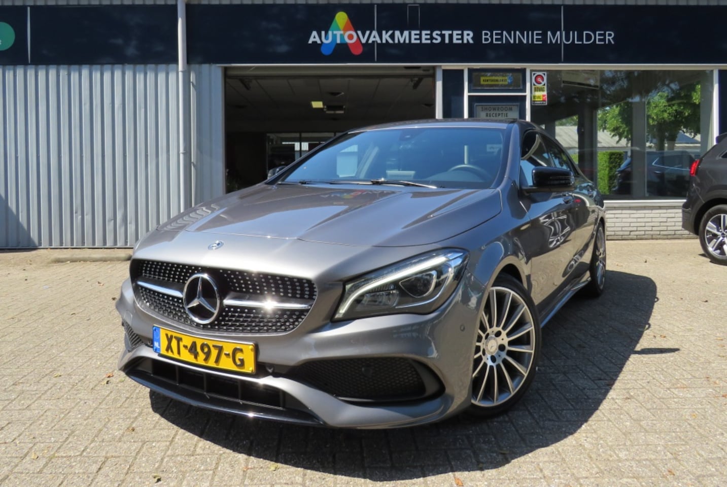 Mercedes-Benz CLA-Klasse - 180 AMG LINE / AUT. / CAMERA / 59.875 KM NAP - AutoWereld.nl