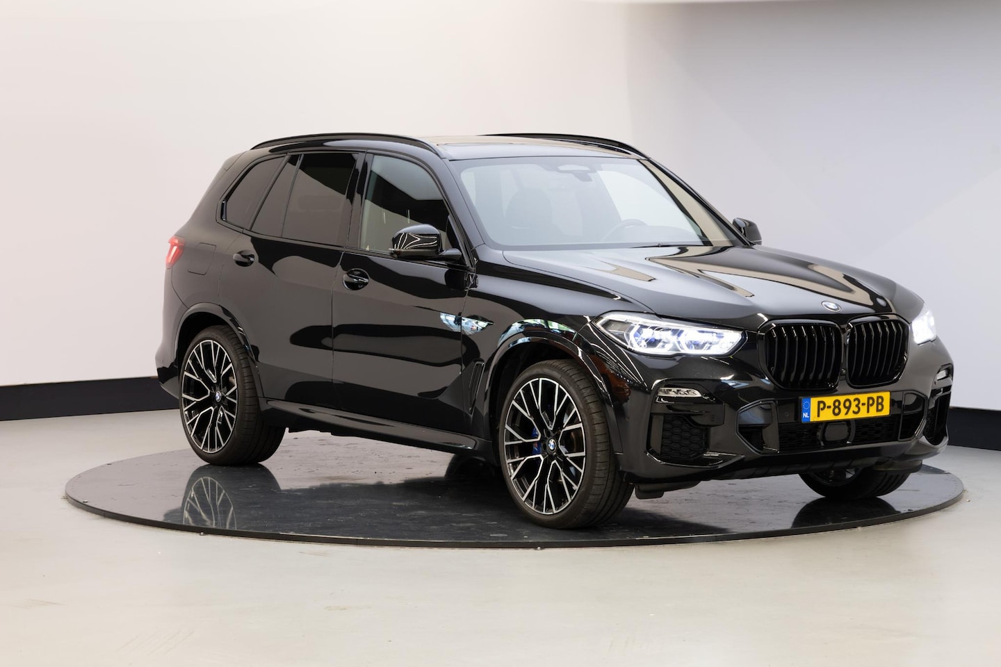 BMW X5 - xDrive40i High Executive | M-Sport | 22 Inch | Panoramadak | Trekhaak | Laser | - AutoWereld.nl